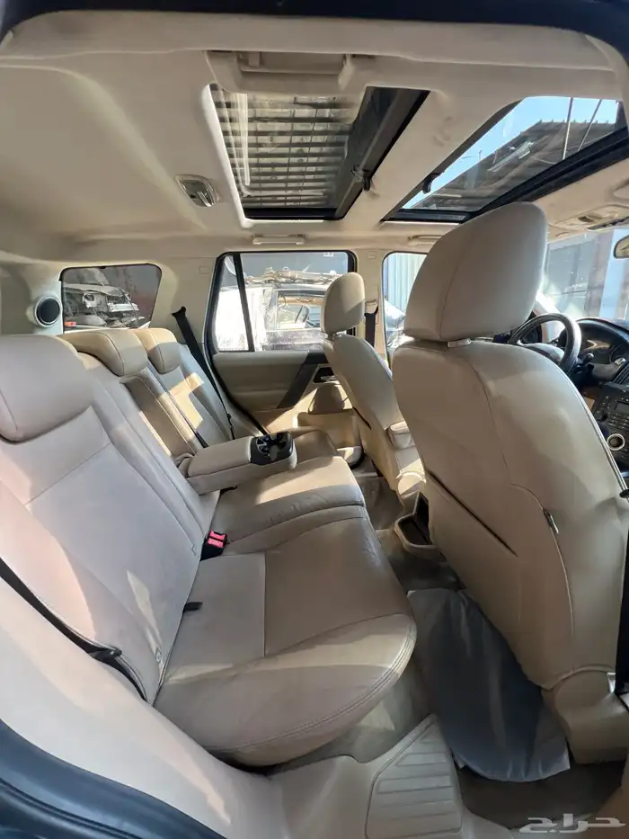 قطع غيار LR2. 2010 5