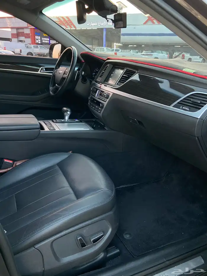 جنسس 2020 ( بنزين ) 3.3 20