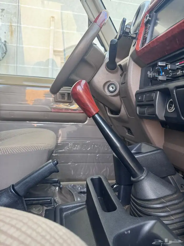 جيب ربع ( نظيف ) 82