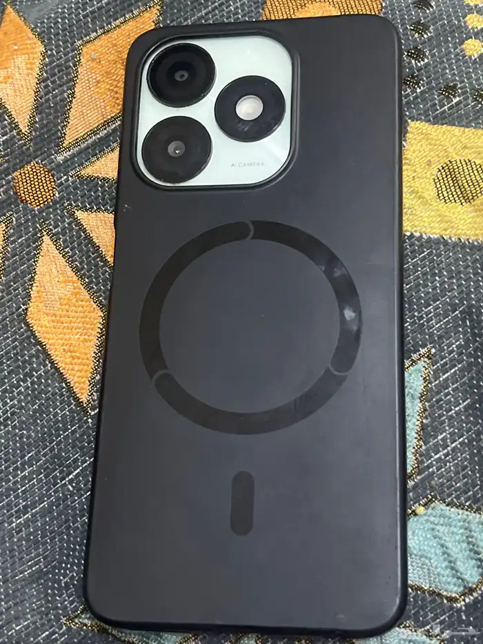 جوال للبيع شاشته مكسورة 1