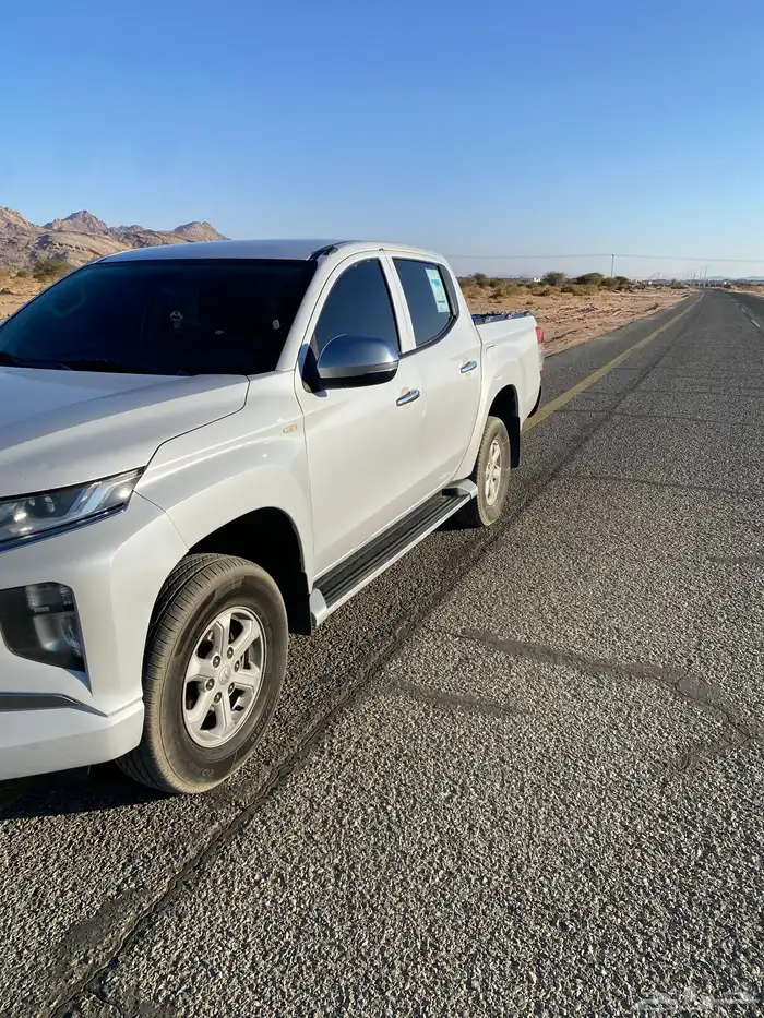 مستبشي فال كمال كال شي شرط مشيه 300الف الموتر مشروط ونضيف 1