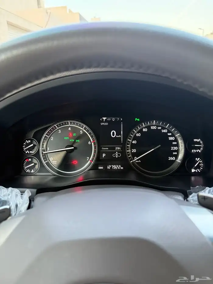 تم البيع تم البيع لكزس LX 2016 عداد 128 شرط 37