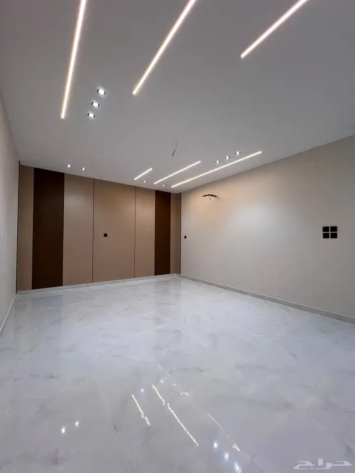 فلل للبيع منفصلة بحي ريحة 3