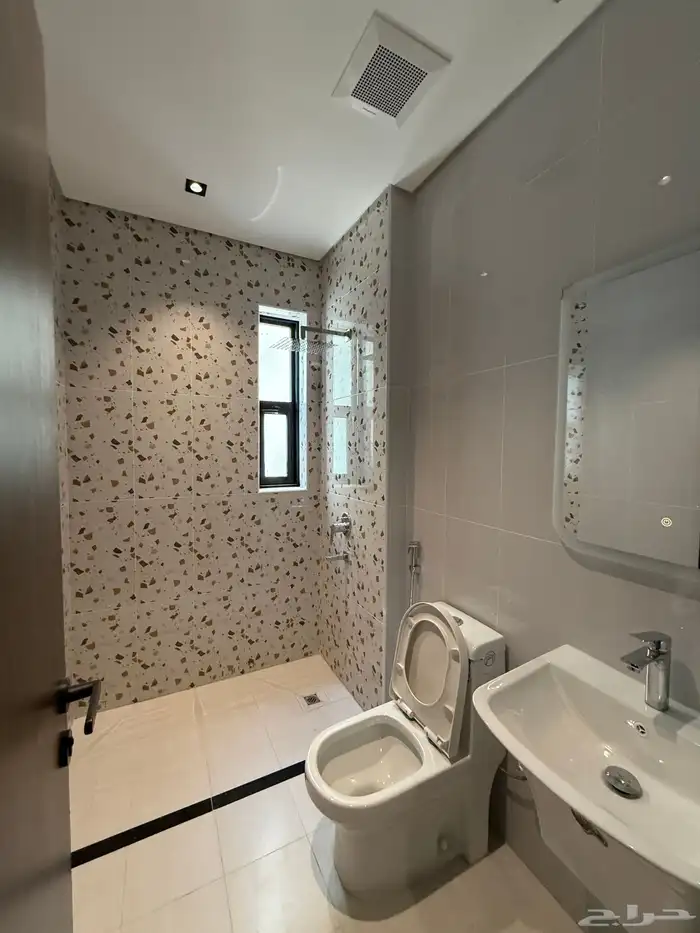 شقق وملاحق تمليك في بطحاء قريش 3 غرف فاخرة بجوار الخدمات 12