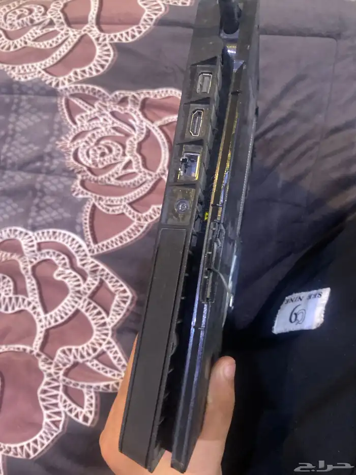 سوني 4استخدام سنه ونص سبب البيع شراء سوني 5 مابها اي خراب 1