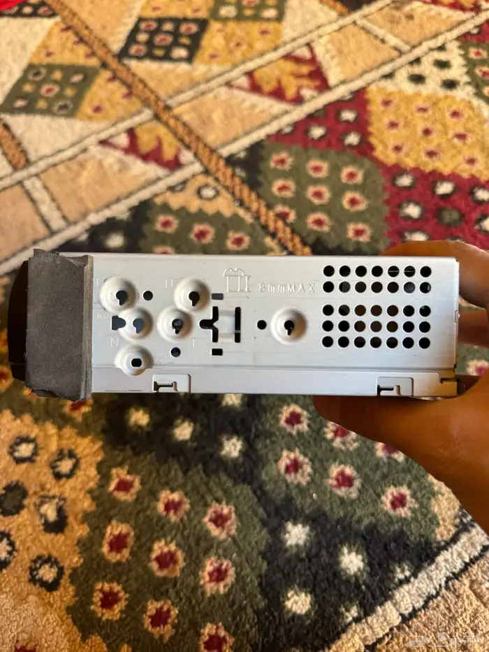 مسجل راكب على هايلوكس 2