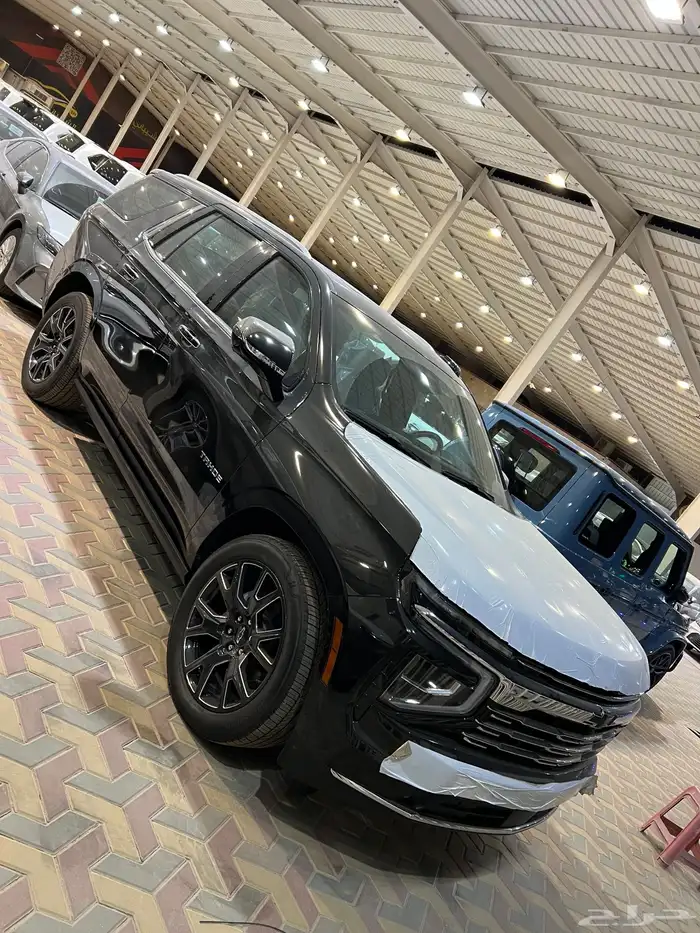 تاهو بريمير 2025 أسود داخلي ابيض 2