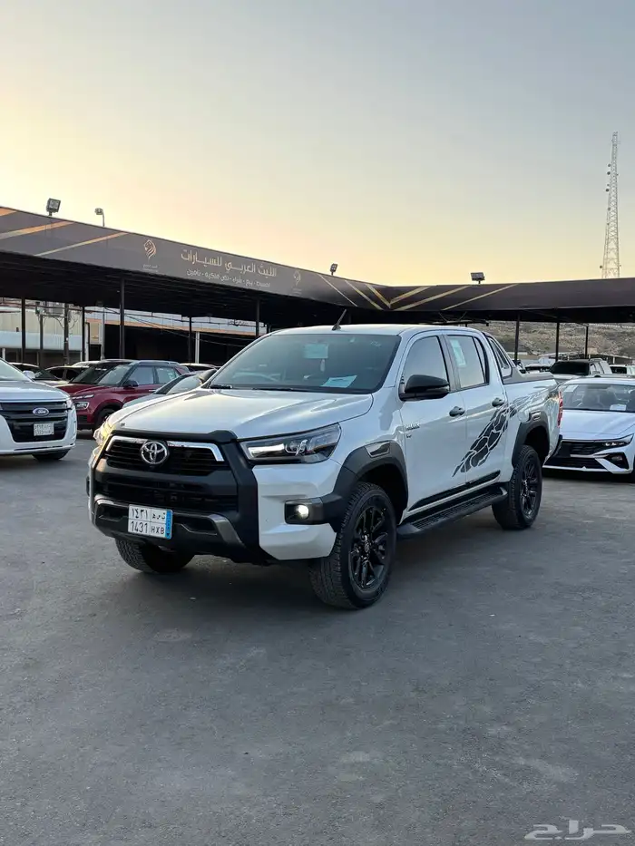 تويوتا هايلوكس 2023 1