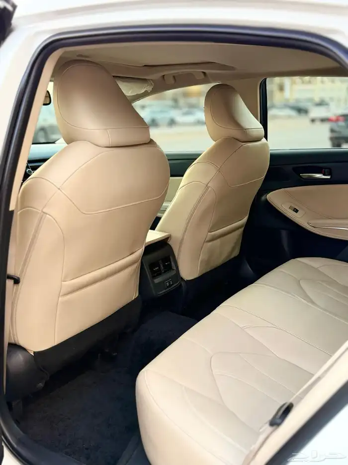 تويوتا افالون 2022 سعودي - تورنق عداد 86 الف كيلو فقط 9