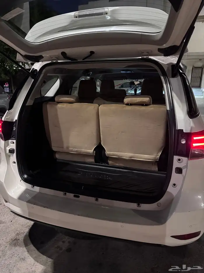 للبيع فورتشنر 2021 سته سلندر 7