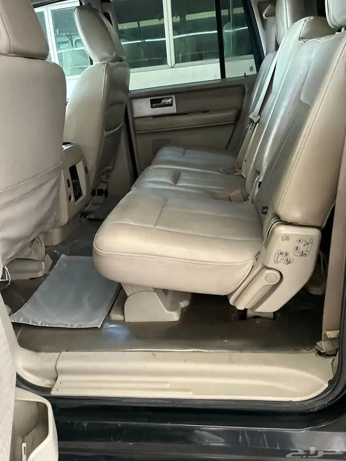 فورد اكسبديشن 9