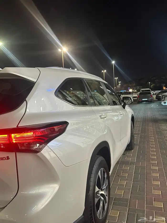 هايلاندر نص فل وكاله (عبداللطيف جميل) مع اللوحة تحمل 60 7