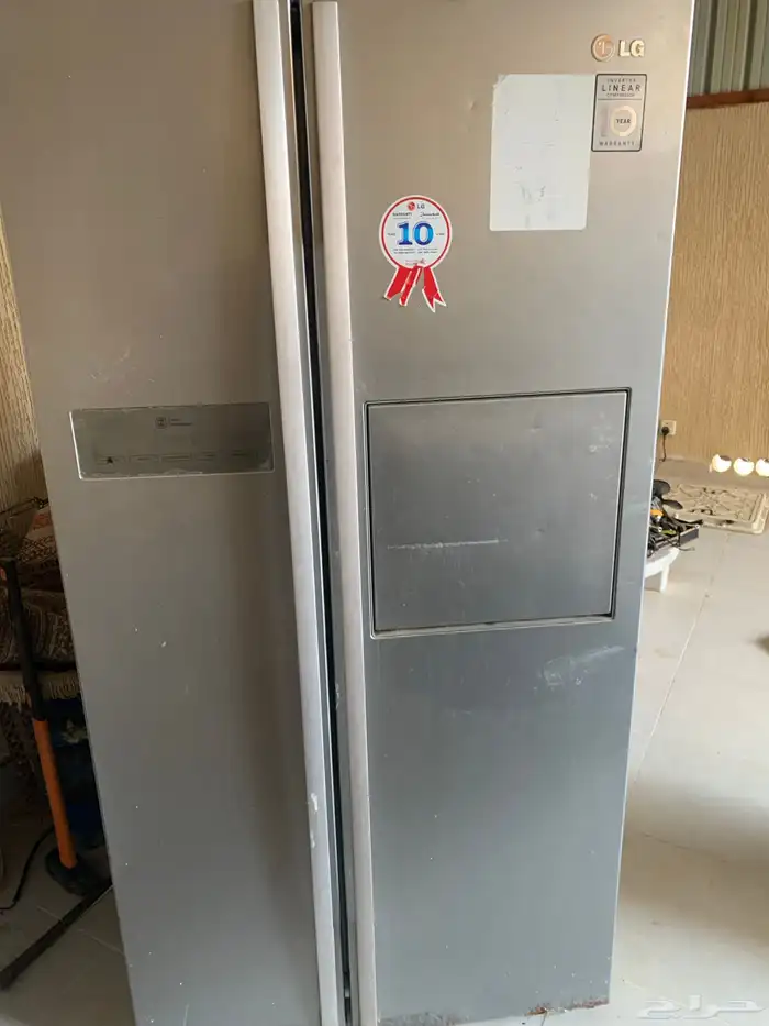 ثلاجة LG للبيع ( قطع غيار ) 1