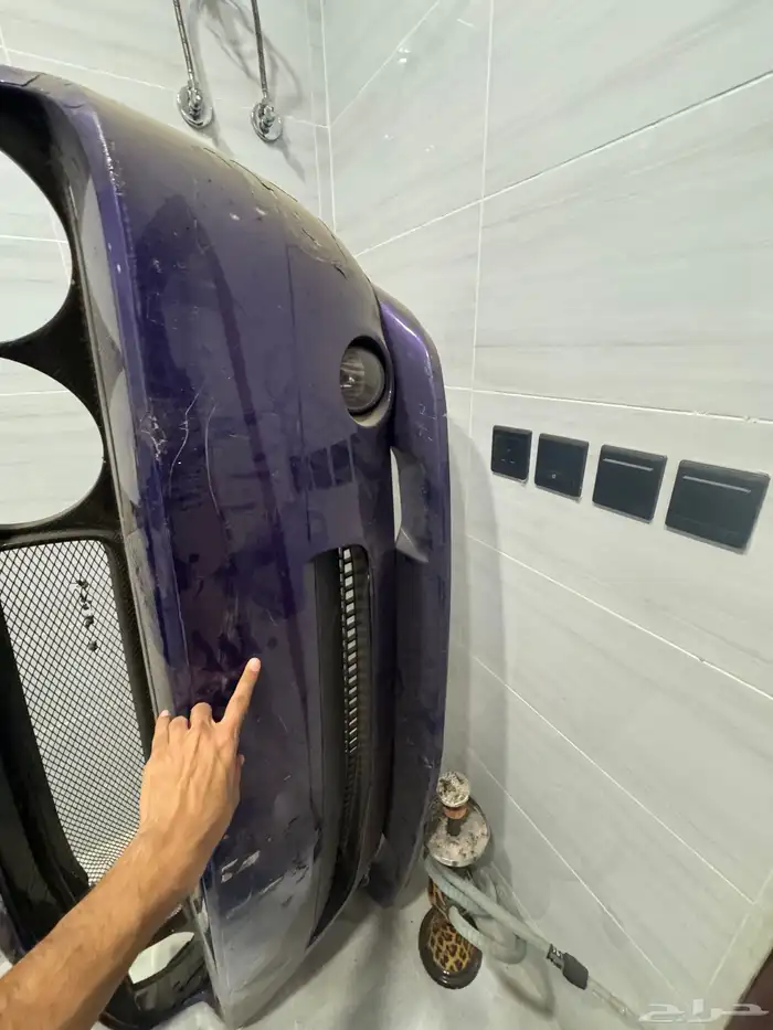 صدامات تشالنجر srt8 اصلية 3