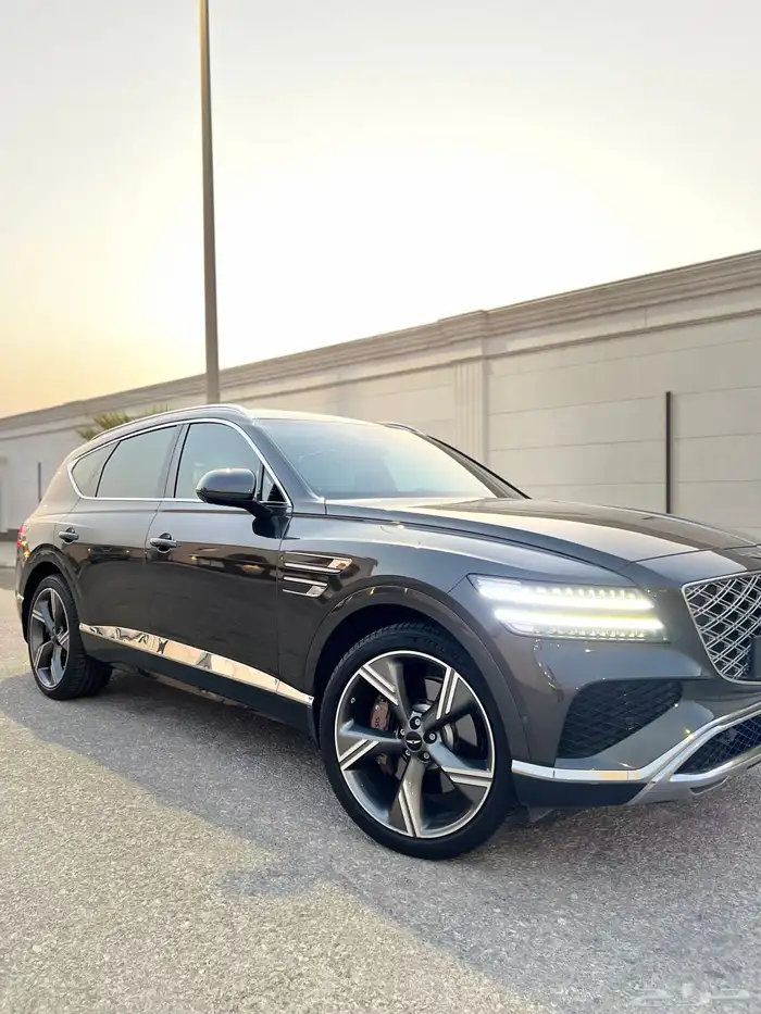 جينيسيس GV80 رويال فل كامل 2025 مالك اول سعودي وكالة 9