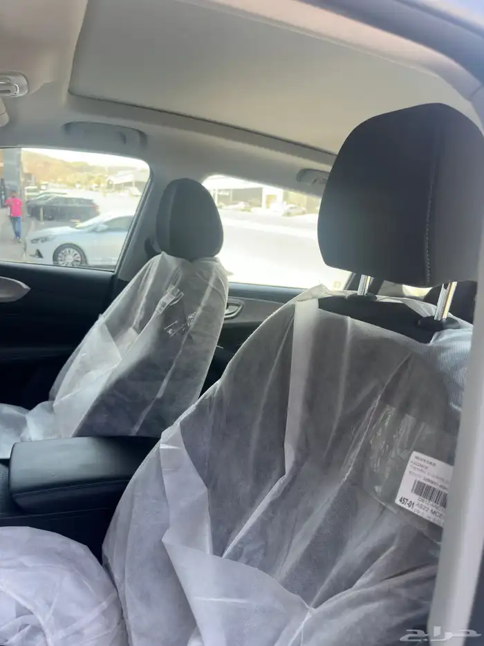 ام جي RX5 كمفورت نص فل 2023 ابيض رمادي 18