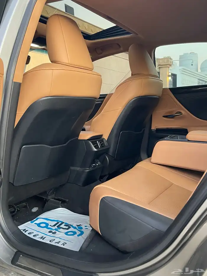 لكزس ES250 2024 10