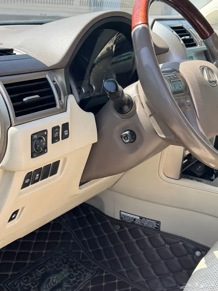 جيب لكزس برادو 2015 3