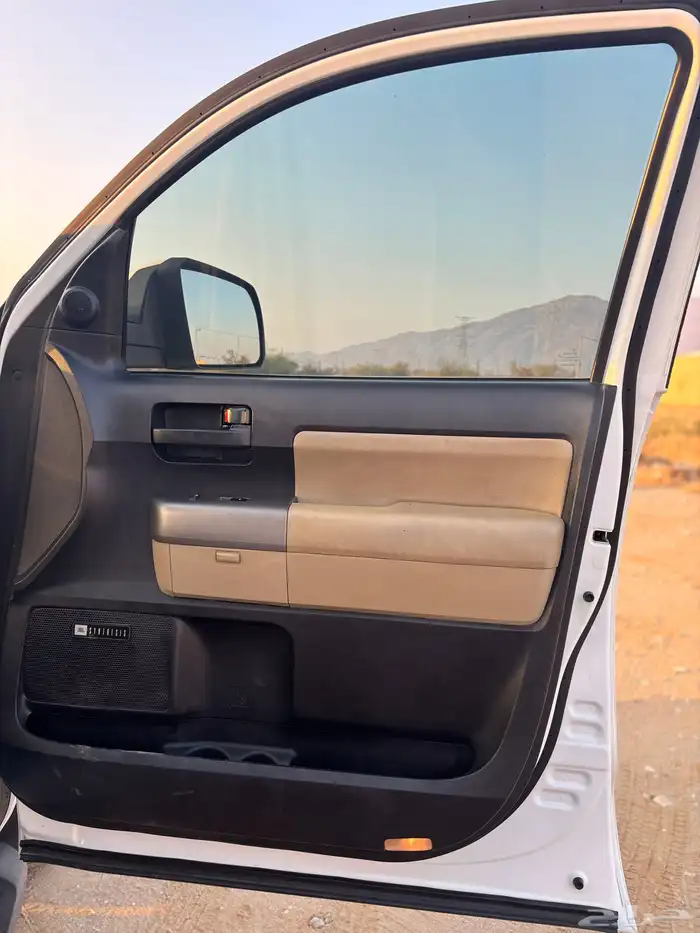 اسكويا 2013 26