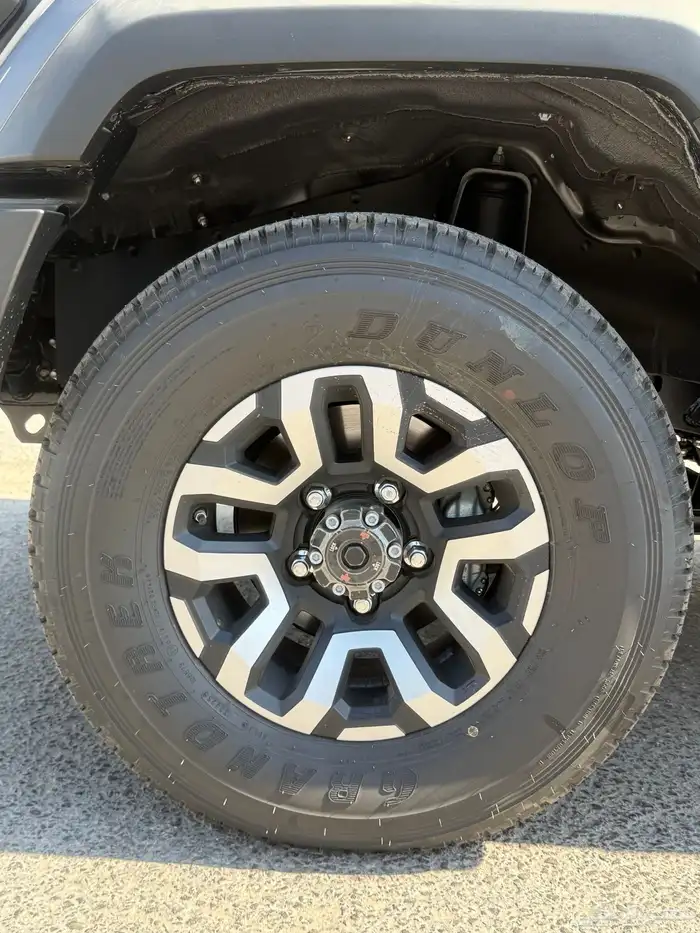 جيب تويوتا ربع فل ديزل 2025 12