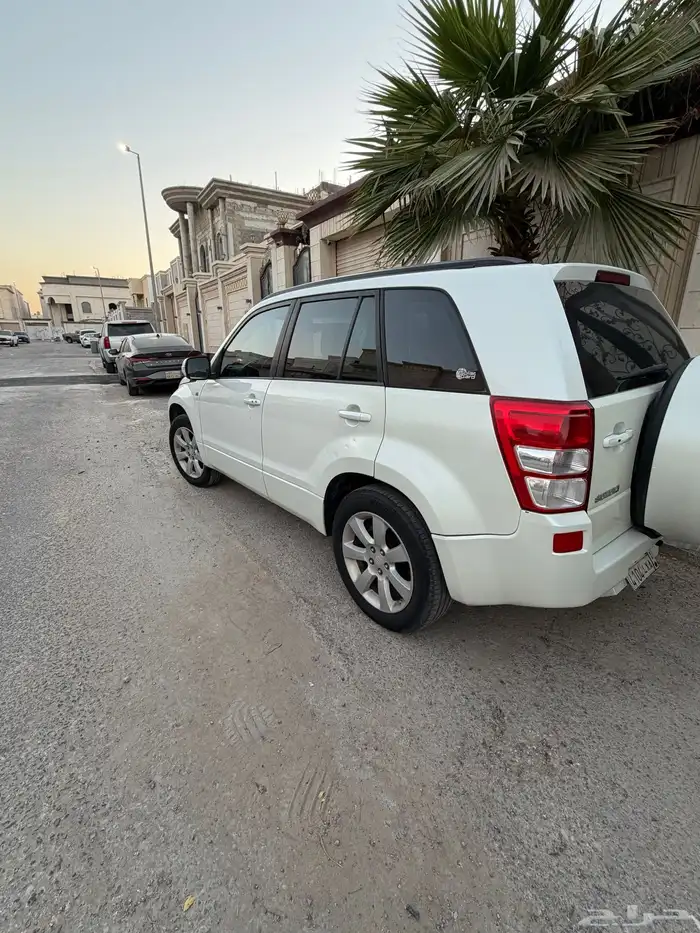 سوزوكي قراند فيتارا 2009 4