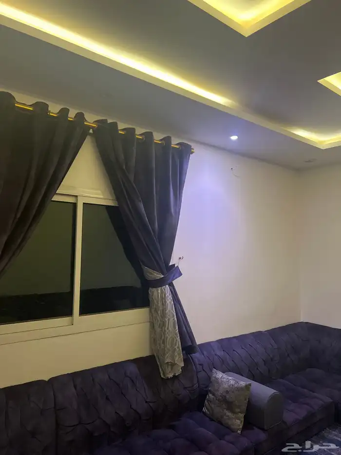 مجلس للبيع 2