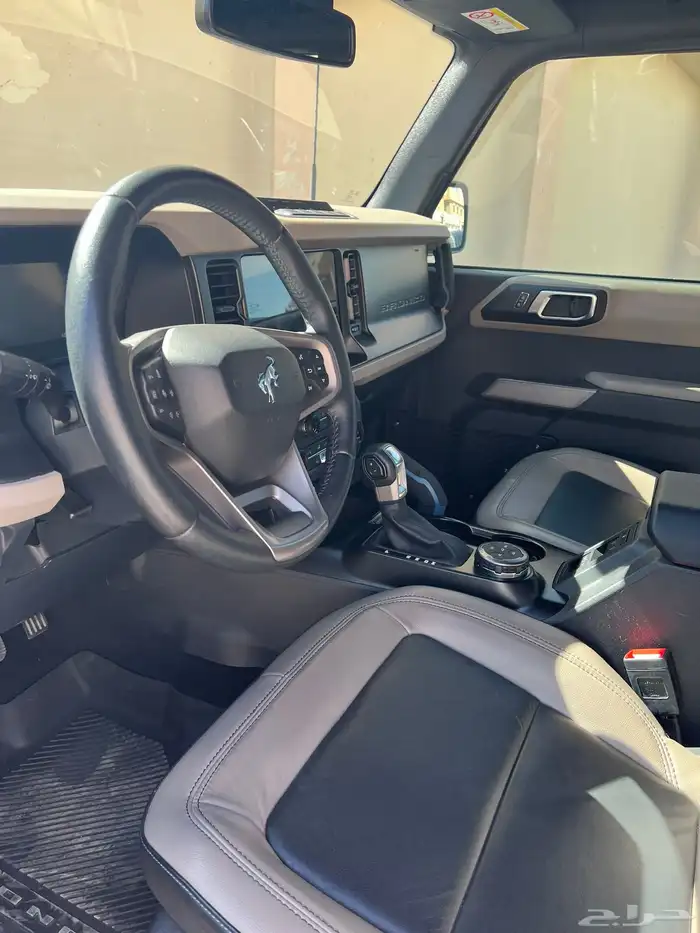 فورد برونكو 2022 نظيف جدا 5