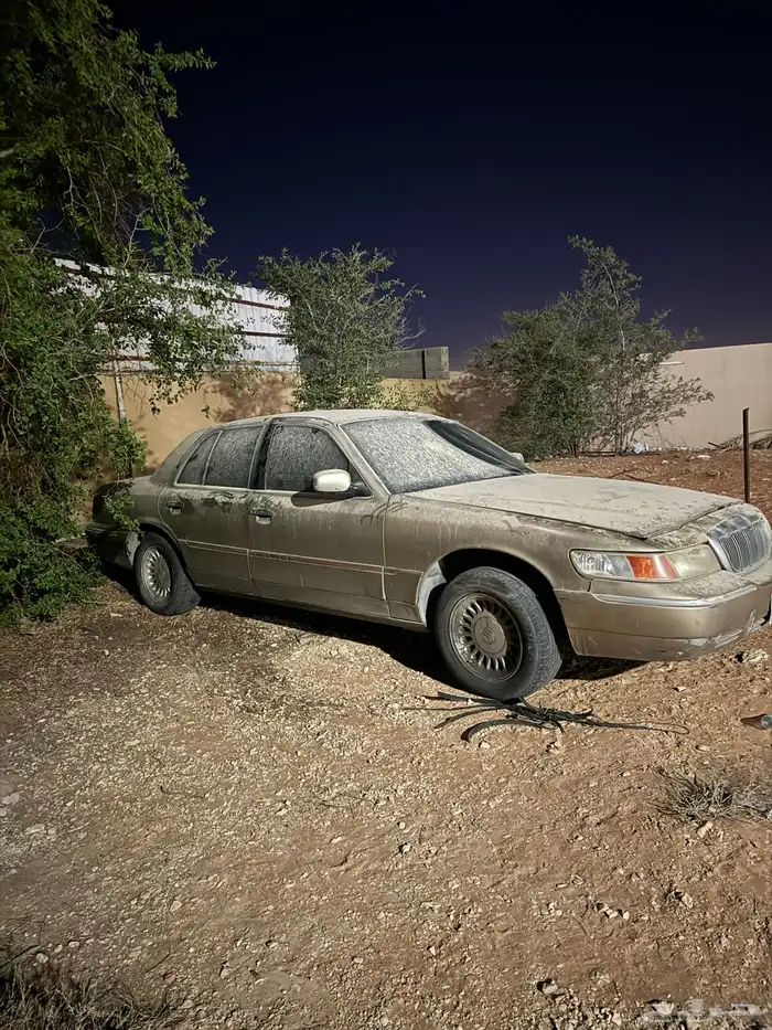 سيارة فورد 1999 يحمل لوحة 900 استمارة وفحص منتهيه 3