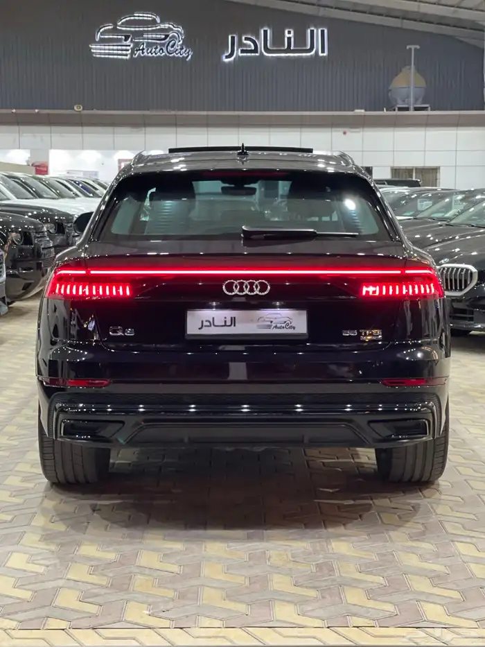 اودي Q8 S Line سعودي 2020 اسود-جملي 5