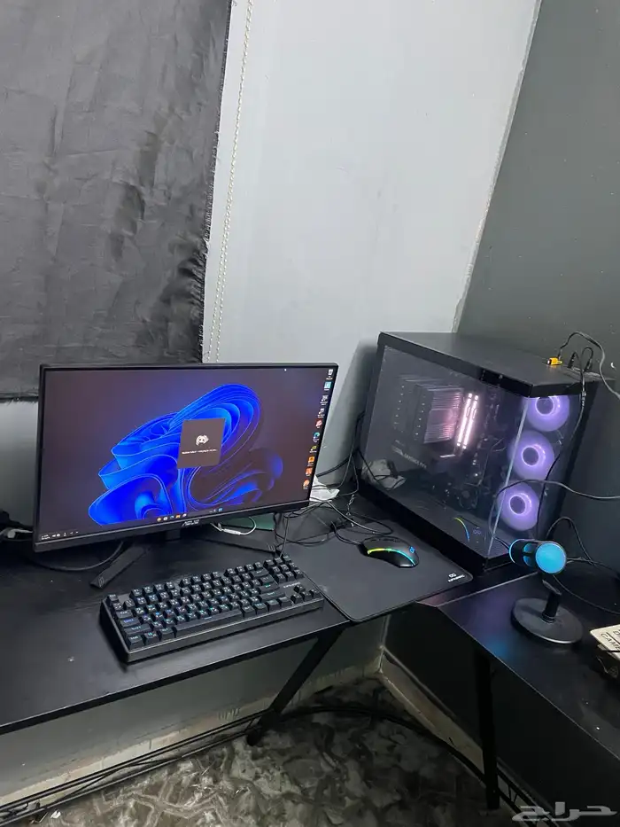 بيسي مع جميع ملحقاتة 0