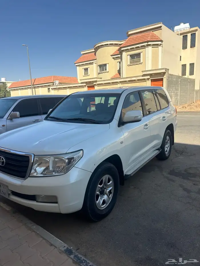 جيب لاندكروزر 0