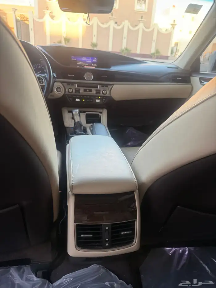 لكزس موديل 2017 18