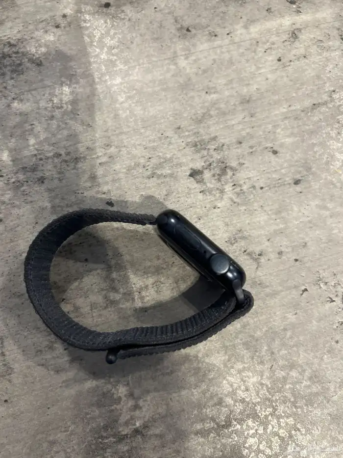 ساعة ابل من جرير 2