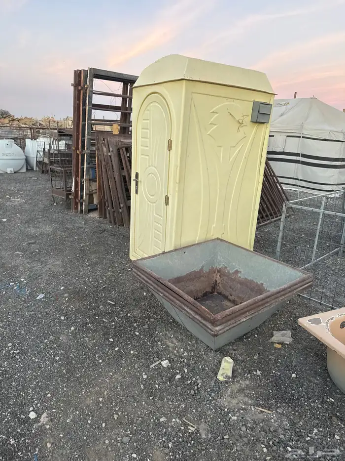 جميع اغراض المخيمات جديد ومستعمل 1