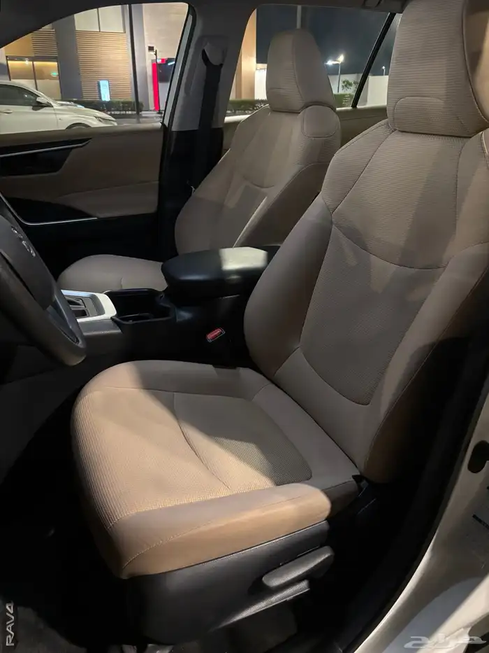 تايوتا رافور 2022 16