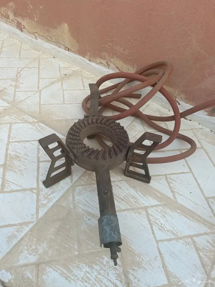 مركب غاز شغال 1