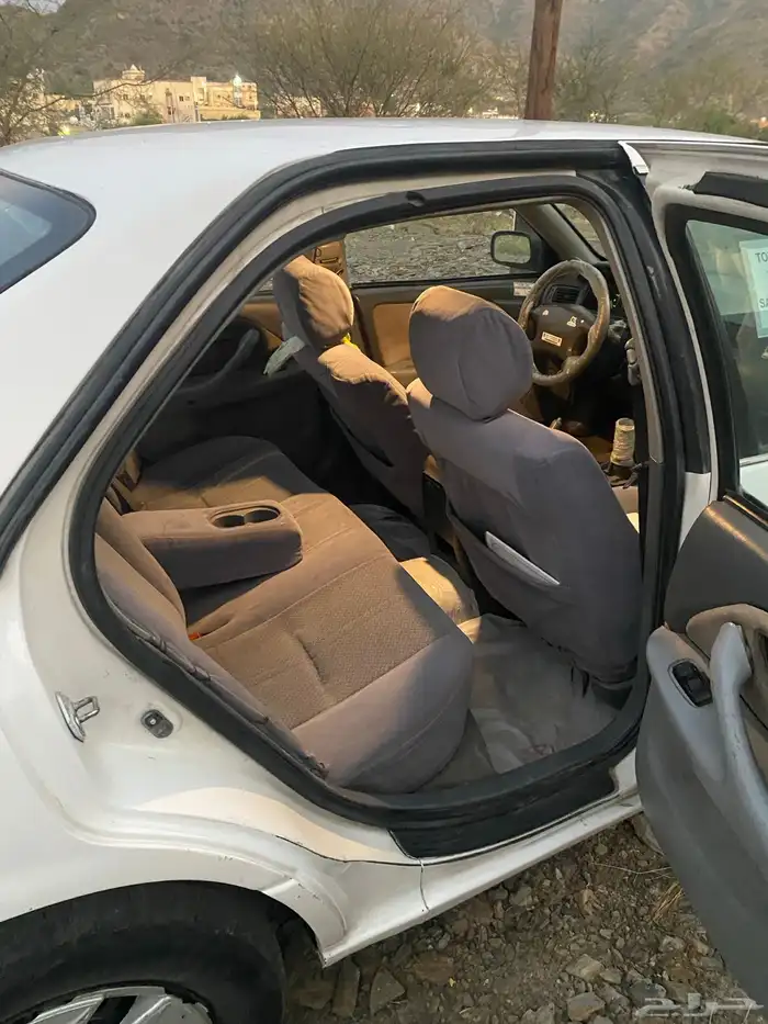 كامري 2001 نضيفه 16