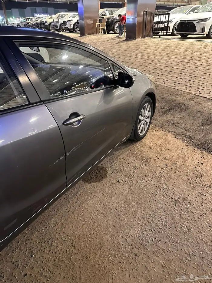 كيا سيراتو 2016 نصف فل   نظيفة وسعر طيب 7