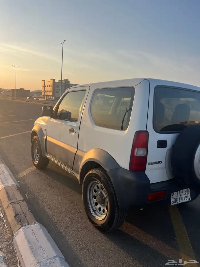 سزوكي جمني 2010 0