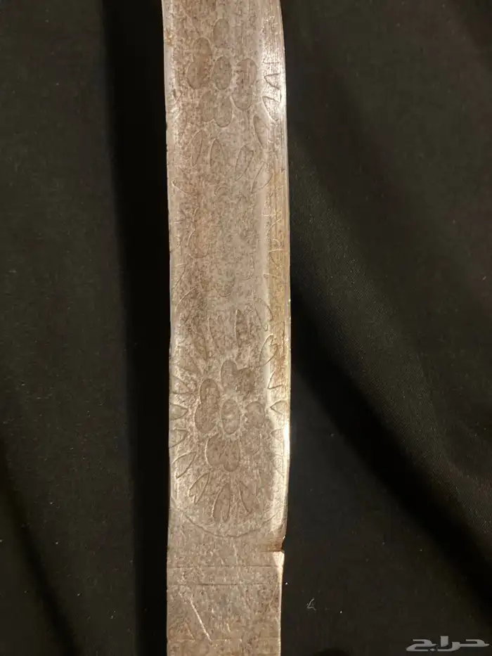 سيف حبشي طرق يدوي قديم عليه نقوش وختوم 4