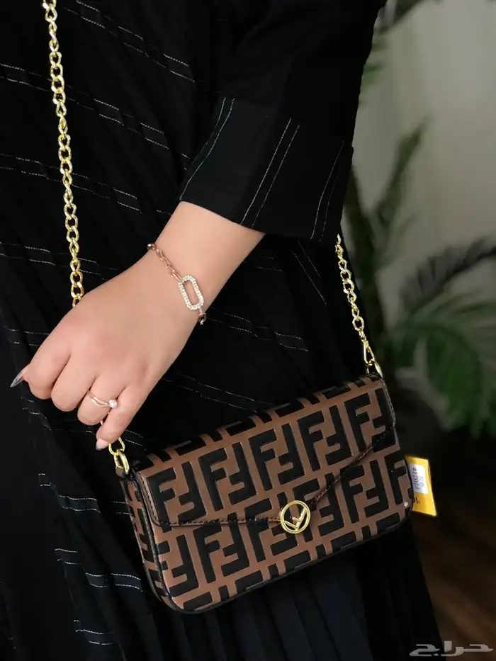 شنط فندي نسائية فوري الرياض 1