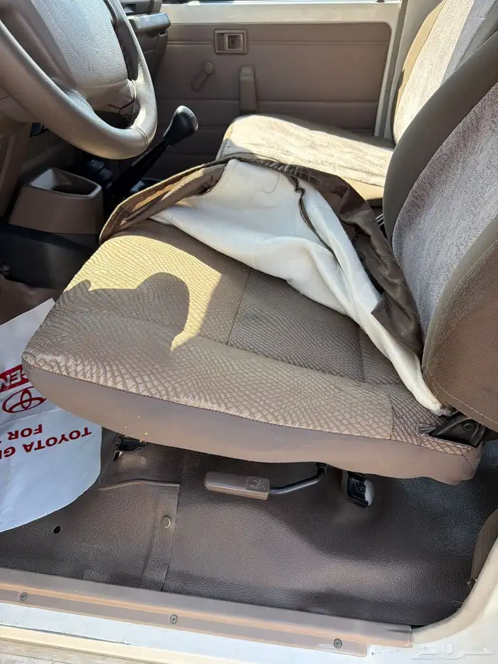 جيب ربع موديل 2011 30