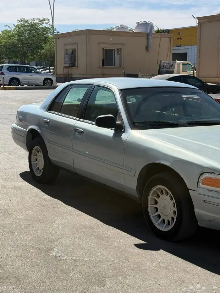 فورد فكتوريا 2