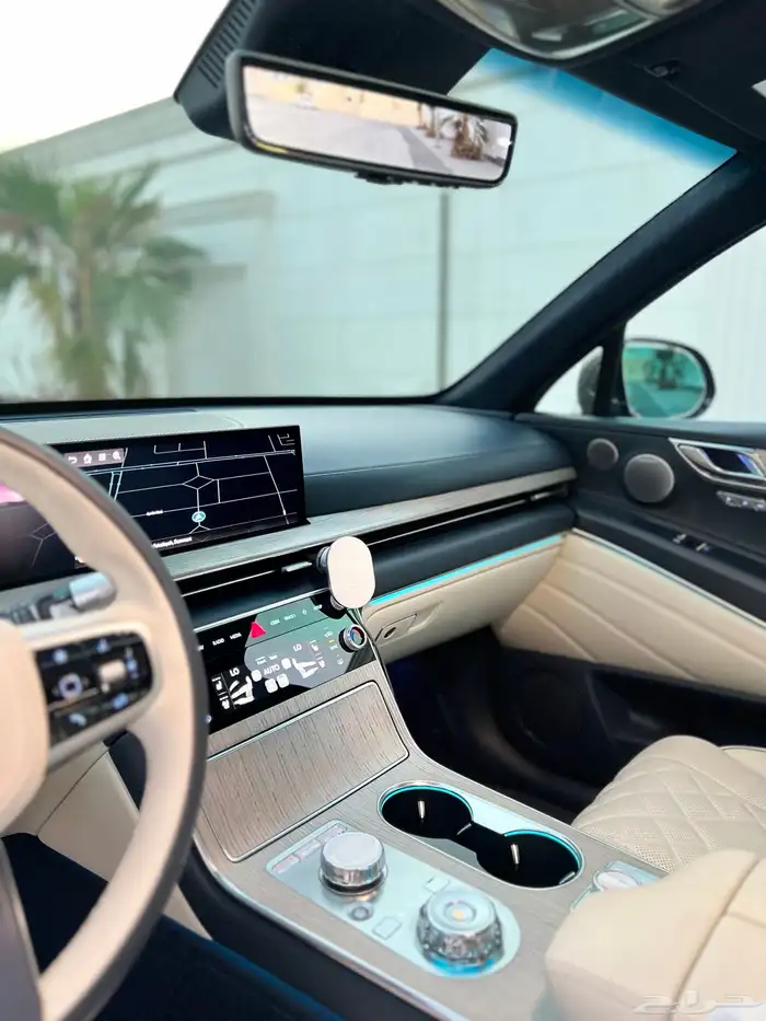 جينيسيس GV80 رويال فل كامل 2025 مالك اول سعودي وكالة 24