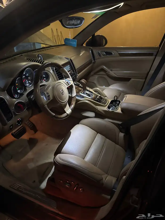 بورش 2011 8 سلندر توين تيربو 6