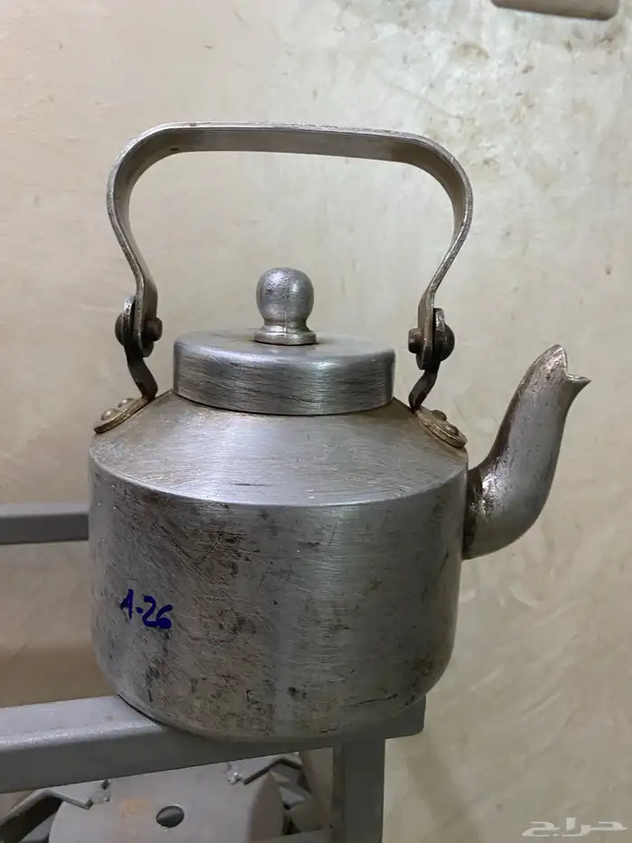 اللبيع إبريق معدن مقاس 10 شدبلد ختمين 0