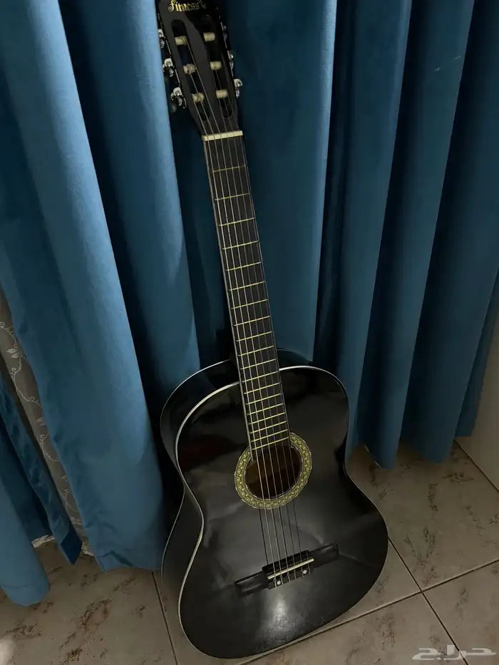 قيتار للبيع 0