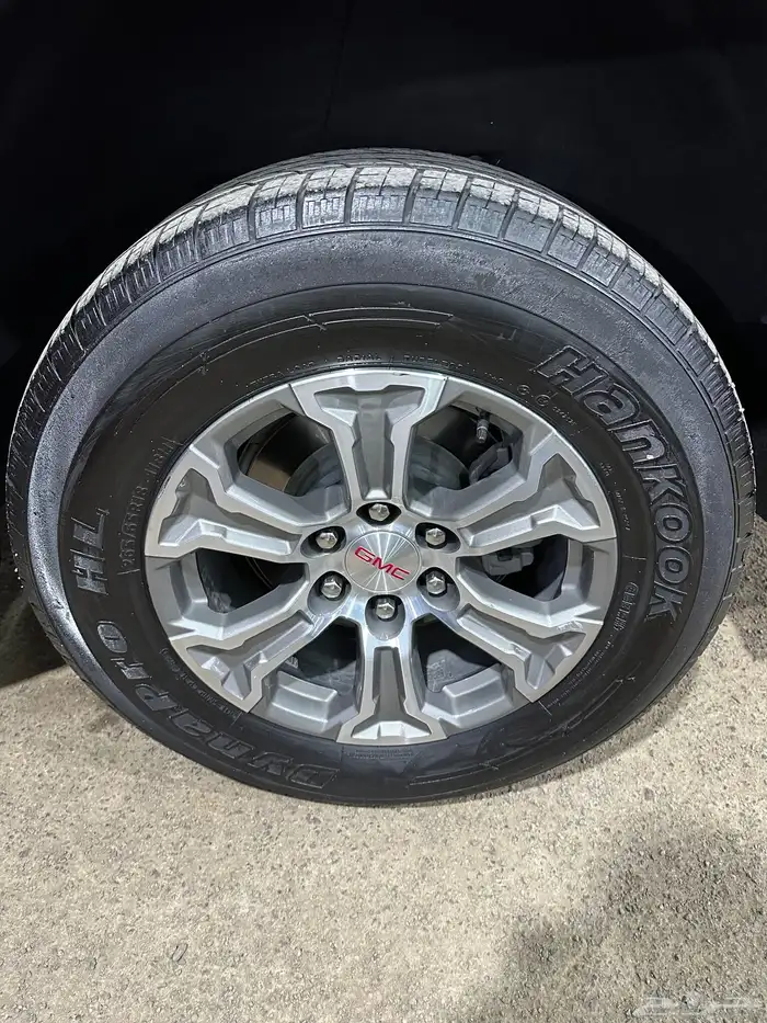 جي ام سي يوكن 2023 XL دبل وكالة بدي ومحركات شرط 18