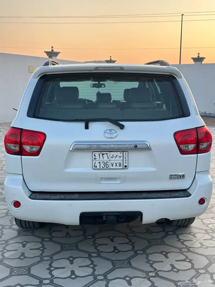 سكويا 2011 لميتد فل كامل دبل بحاله الوكاله 8