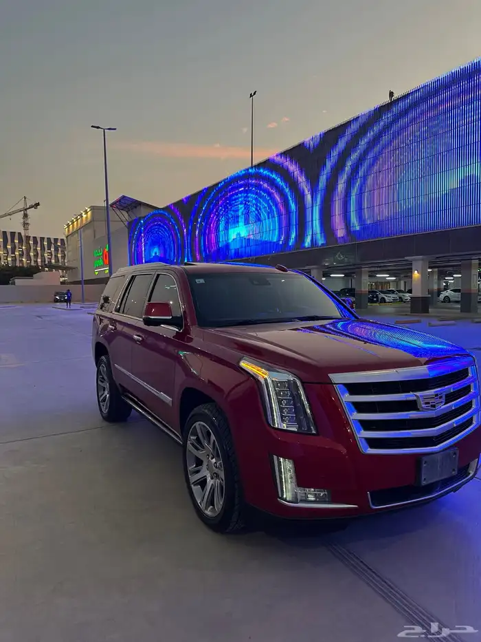 كاديلاك اسكاليدا 33